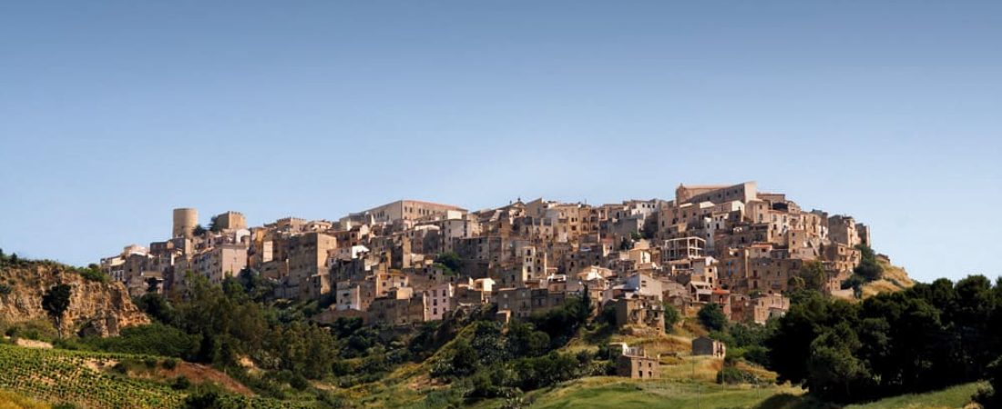 Un pueblo en Sicilia subastará casas antiguas a un precio inicial de un euro 4