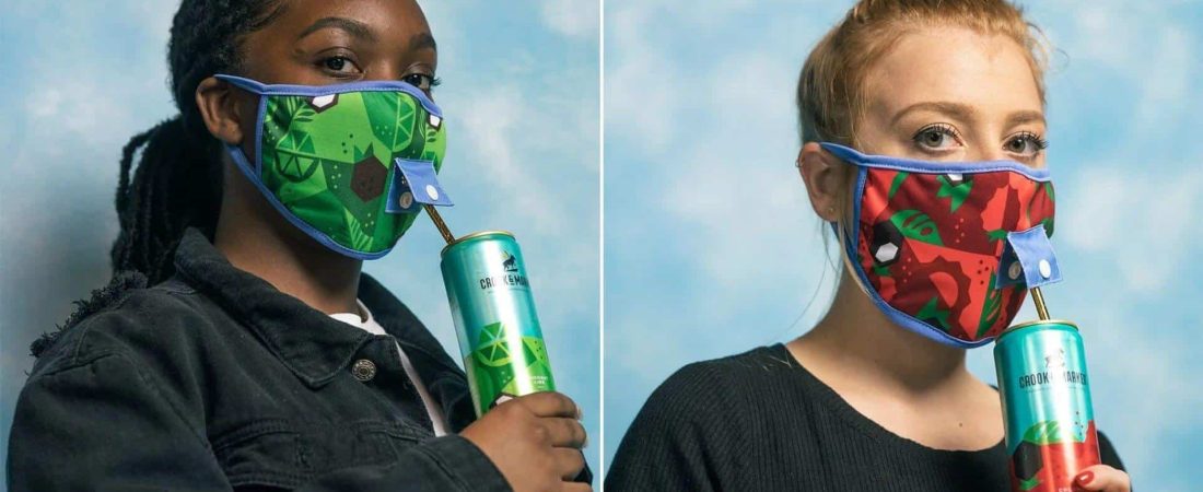 Una marca de bebidas lanza mascarillas con un sistema de solapa para que puedas beber sin tener que quitártela 1