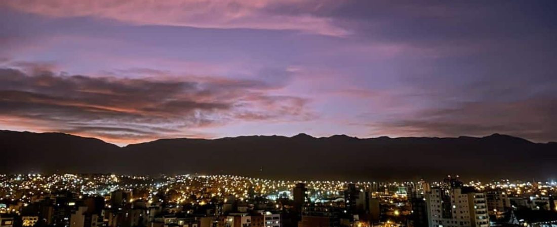 Uno de los rooftops más lindos de Salta estrena propuesta gastronómica para disfrutar del atardecer con vistas 360°-1