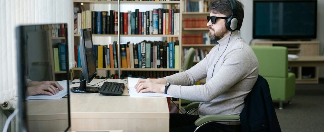 Usuarios-con-discapacidad-enfrentan-barreras-en-sitios-web-de-viajes-intriper.jpg