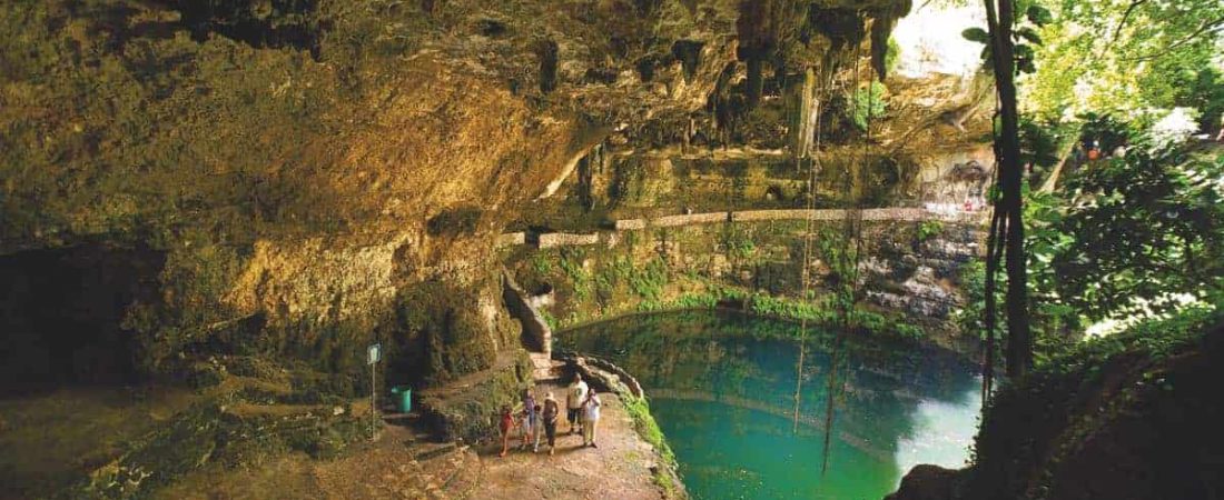 Valladolid Cenote Zací