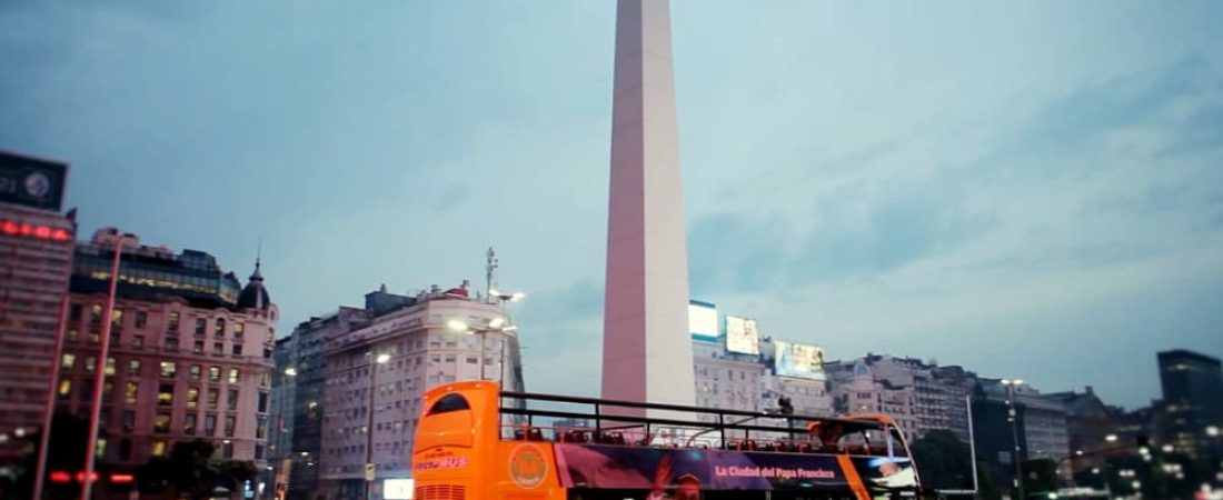 Vuelve a funcionar el bus turístico de la Ciudad de Buenos Aires todo lo que tienes que saber