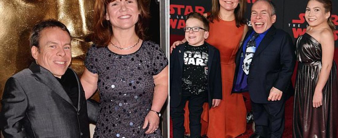 Warwick-Davis-busca-respuestas-tras-la-muerte-de-su-esposa-intriper.jpg