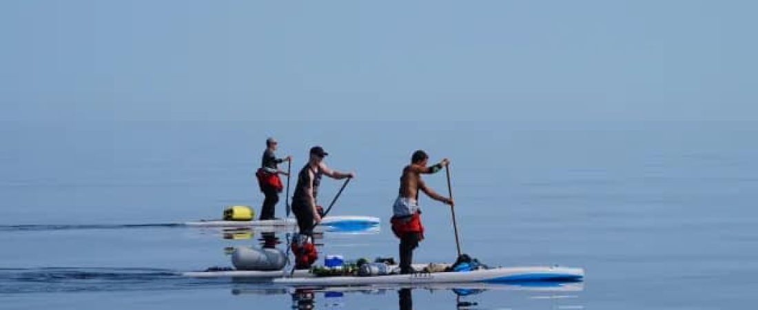 amigos-cruzarán-lago-ontario-en-tablas-de-paddle-surf-2