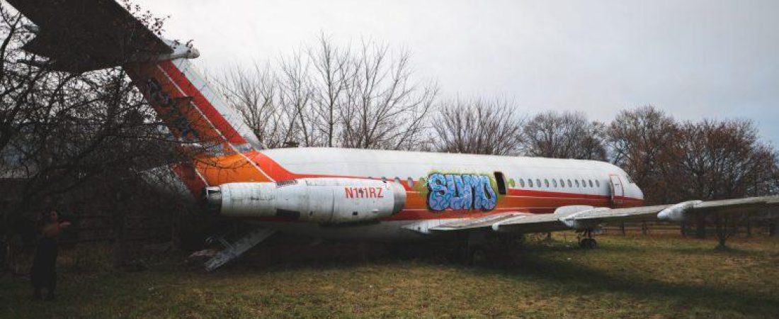 avión abandonado