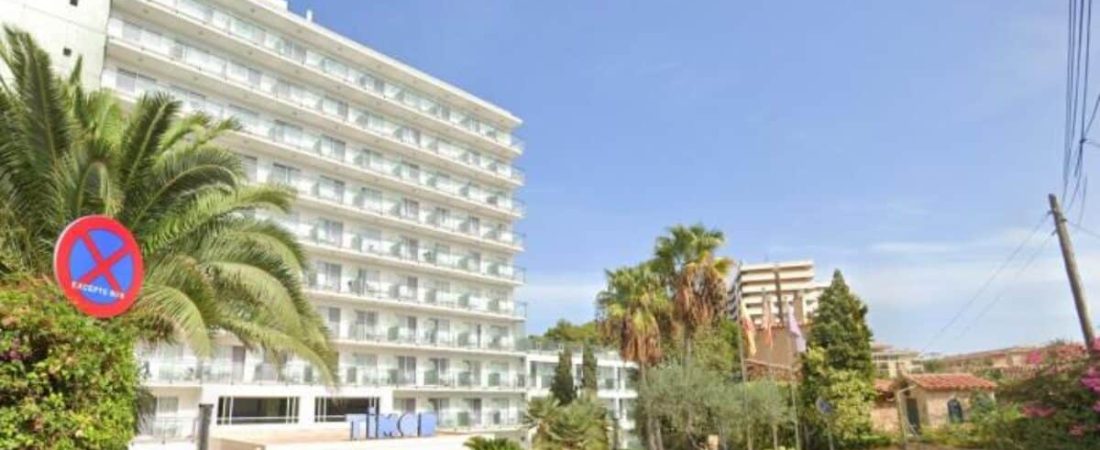 balconing-mallorca-muere-turista-precipitarse-desde-hotel-arenal-1200x675