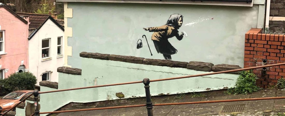 Una nueva obra de Banksy apareció en una pared de Bristol, Inglaterra