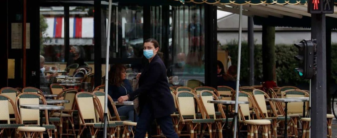 Francia: bares de París cerrarán a partir del martes debido a que la ciudad se encuentra en alerta máxima por COVID-19