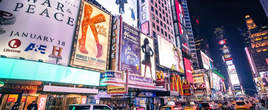 Nueva York levanta restricciones para los teatros de Broadway y otros escenarios de presentaciones en vivo