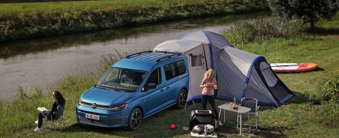 Esta nueva camioneta viene preparada para que acampar sea más práctico