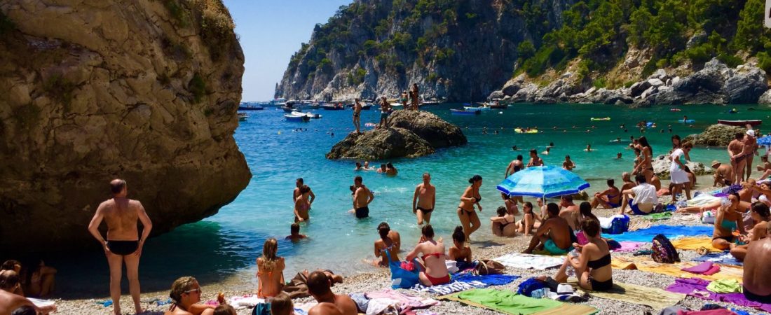 capri-puede-explotar-de-turistas