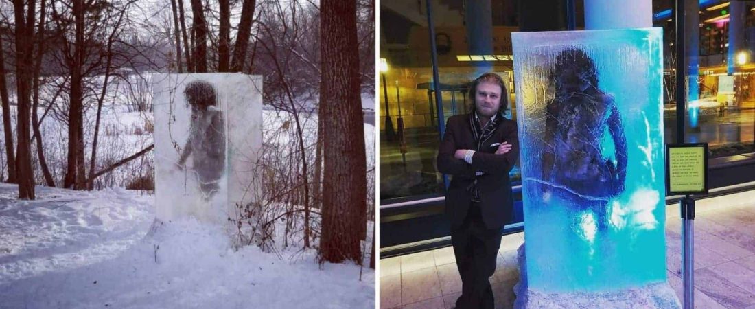 Una escultura de un cavernícola en un bloque de hielo apareció en Minneapolis, Estados Unidos