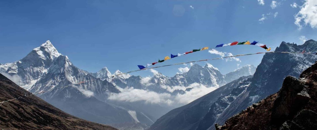 Cierran el Monte Everest del lado de China debido a preocupaciones por un nuevo brote de COVID-19