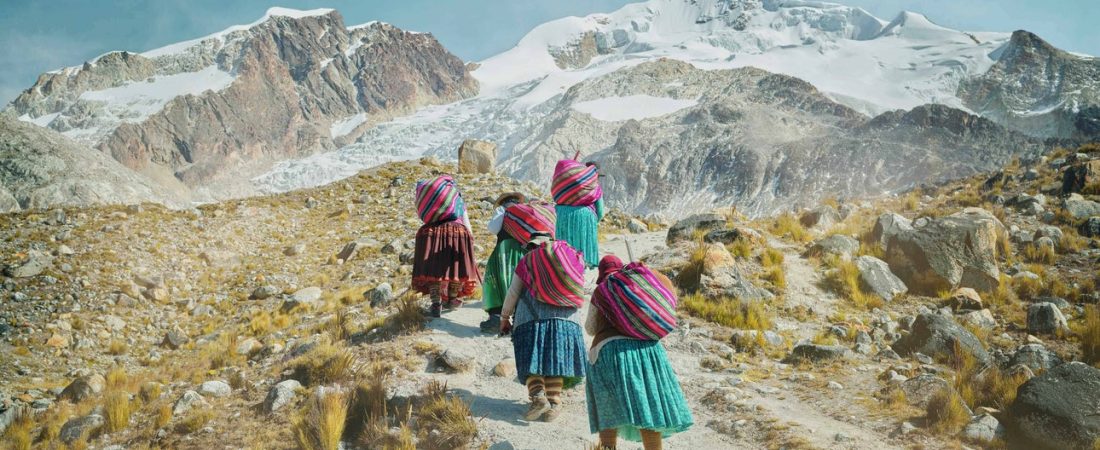 cholitas-escaladoras-cruce-de-los-andes