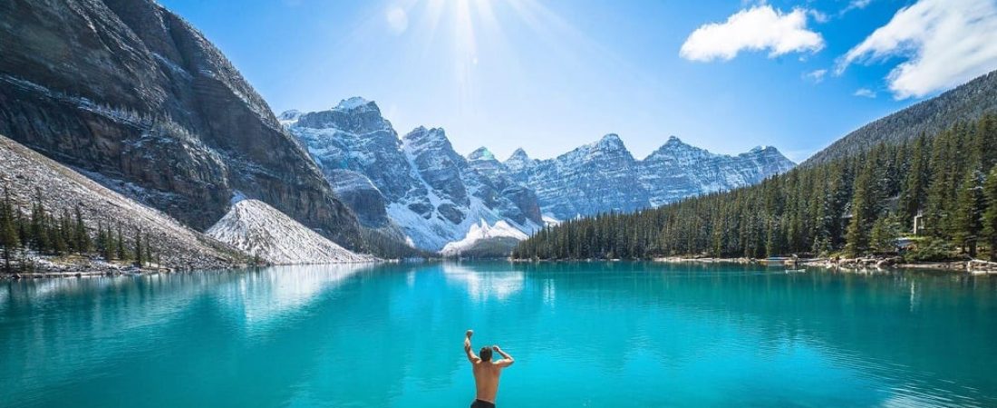 chris-burkard-jumping