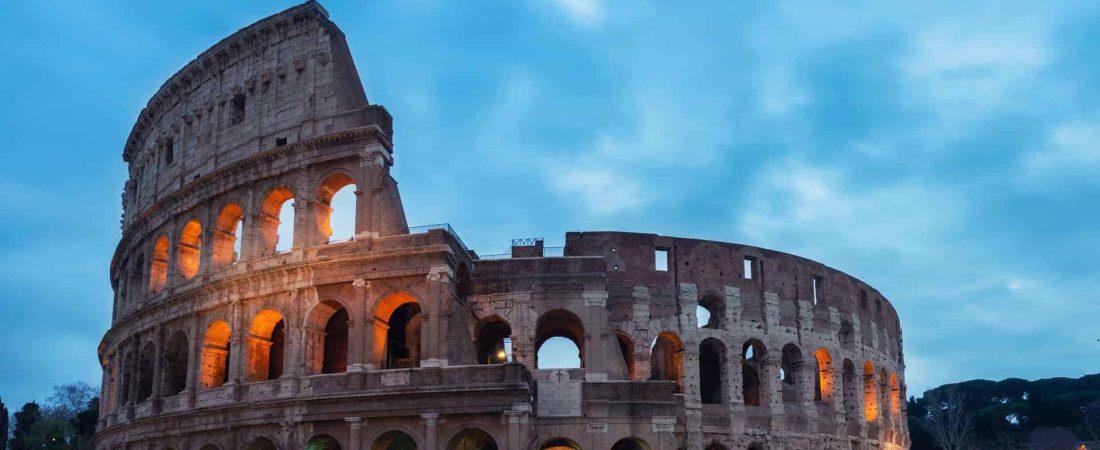 Italia: las autoridades planean construir un piso retráctil en el Coliseo Romano, donde se podrán presentar diversos artistas