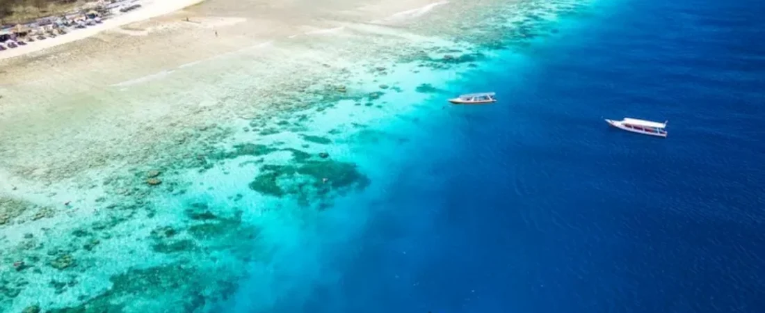 descubre-la-isla-con-el-mar-mas-increible-del-mundo-para-nadar-en-aguas-turquesas-1778074435725_1280