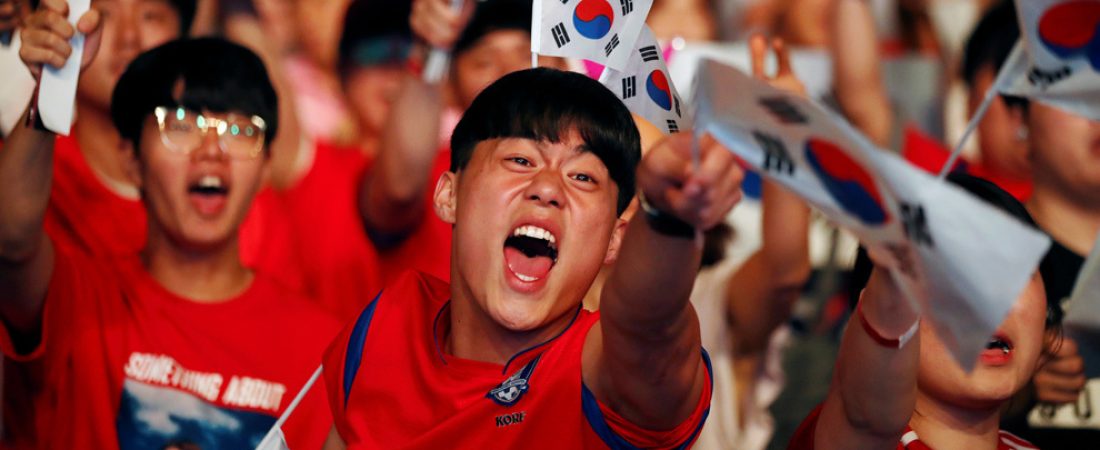 South Korean fans react as they watch the broadcast of the World Cup Group F soccer match between Sweden and South Korea, in central Seoul, South Korea, June 18, 2018. REUTERS/Kim Hong-Ji