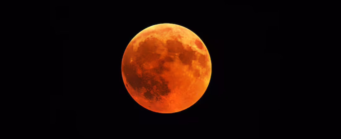 el-eclipse-hara-que-la-luna-tenga-un-tono-rojizo-QDVBQPRHG5EQ3J2FVI73SVMBW4