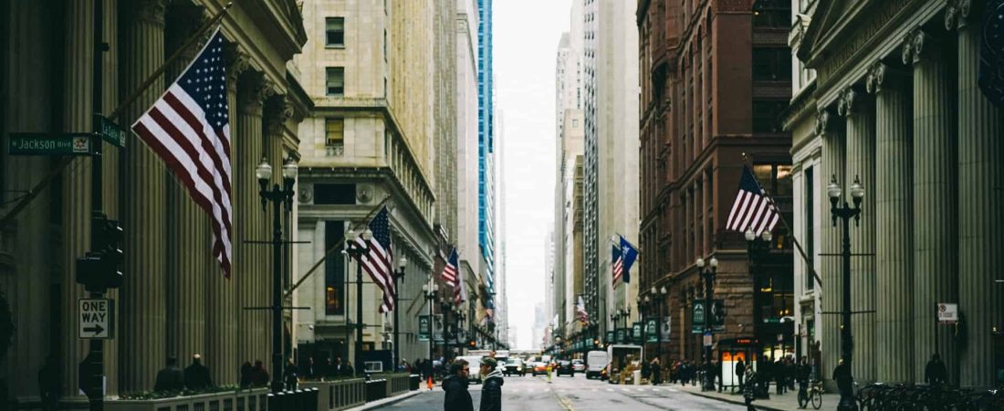 En Estados Unidos las personas que se hayan vacunado contra el COVID-19 no tendrán que utilizar mascarilla al aire libre