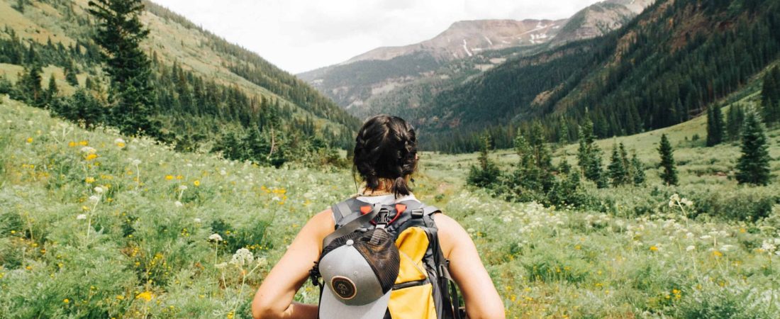 mujeres viajando solas