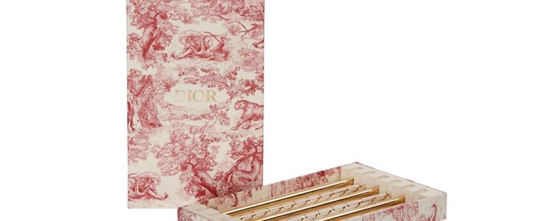 https___hypebeast.com_wp-content_blogs.dir_6_files_2019_08_dior-reusable-straws-sustainable-design-0-1