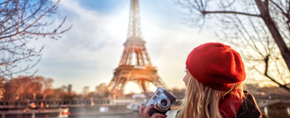 tourist enjoying Paris