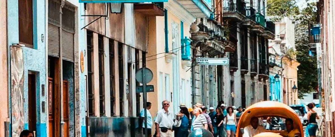 la-bodeguita-del-medio-la-habana-cuba