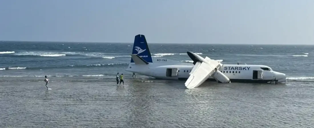 la_tripulacion_inicio_una_maniobra_de_emergencia_para_intentar_regresar_a_la_pista_pero_el_avion_termino_desviandose_hacia_la_zona_costera
