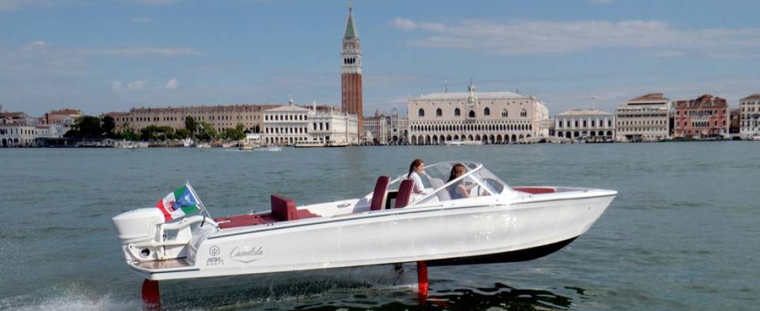 Esta "lancha voladora" podría ayudar con el problema de la erosión en Venecia, Italia