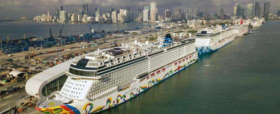 La compañía Norwegian anunció que todas las personas que aborden sus cruceros deberán estar vacunadas contra el COVID-19