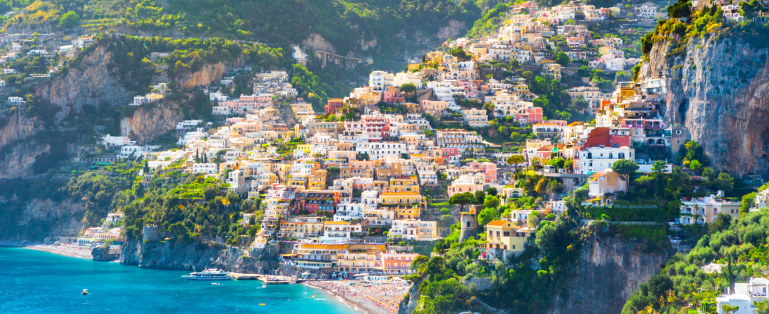 positano, italia