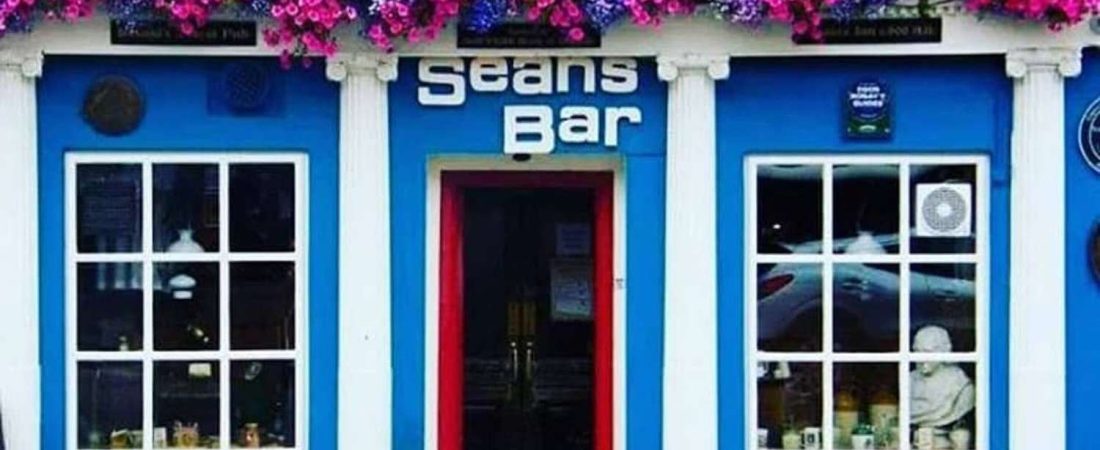 seans-bar-ireland-athlone-exterior-EUROOLDPUB0719-b1f2ff9958ad4a33976116e5eda4b0a8