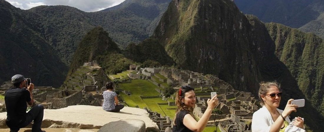 selfie-muere-turista-aleman-machu-picchu