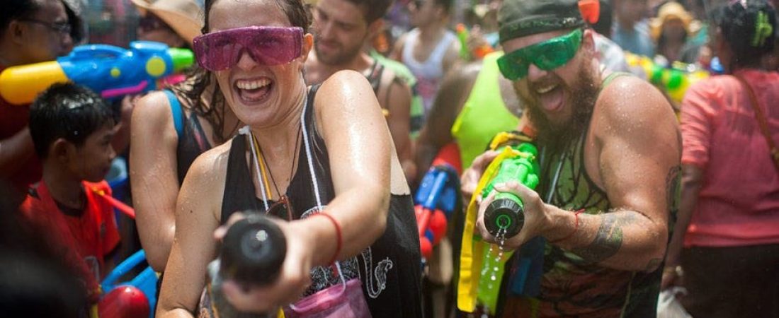 songkran-water-festival-thailand-933x445