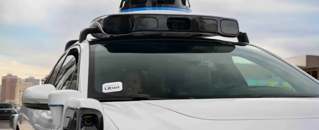uber-y-waymo-se-unen-para-viajes-sin-conductor-1