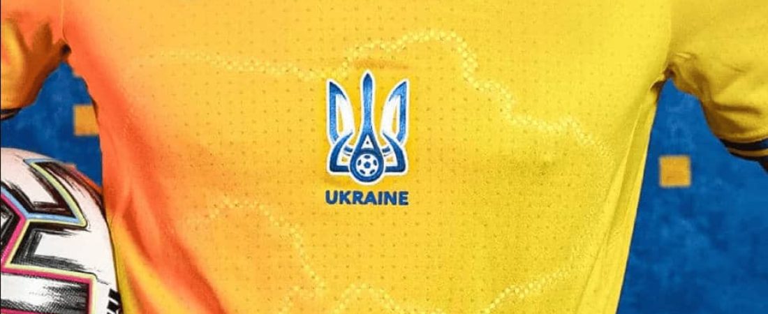 camiseta de fútbol de Ucrania con un mapa de Crimea