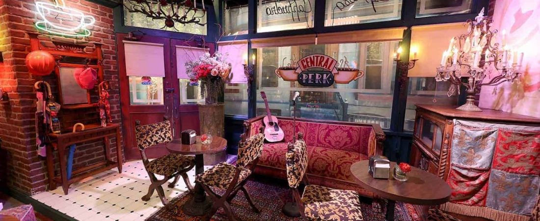 Warner Bros. Studio Tour vuelve a abrir sus puertas y amplia su experiencia de Friends